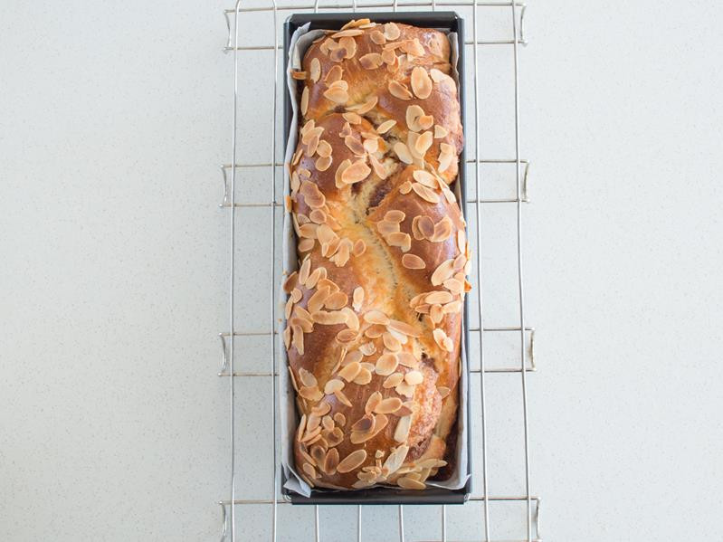 drożdżowa babka cynamonowa