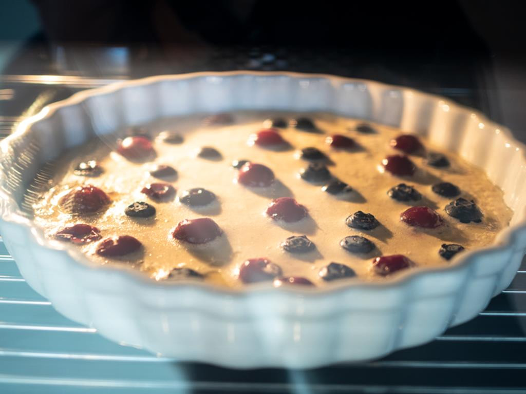 ciasto na omlet z owocami w piekarniku