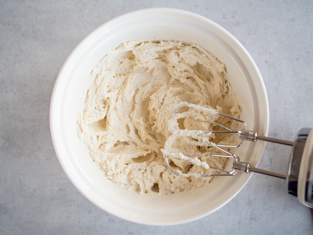 masło utarte z cukrem i cukrem z wanilią bez glutenu