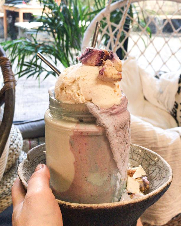 Freakshake w Wave