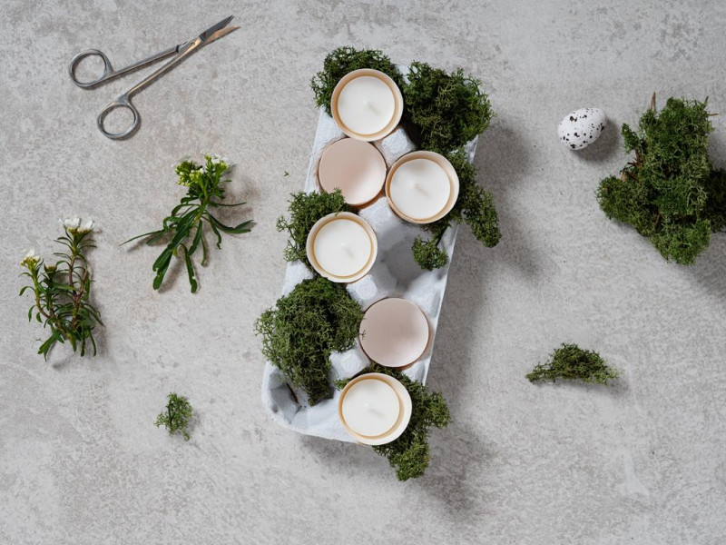 Skorupki po jajkach i tealighty w opakowaniu po jajkach