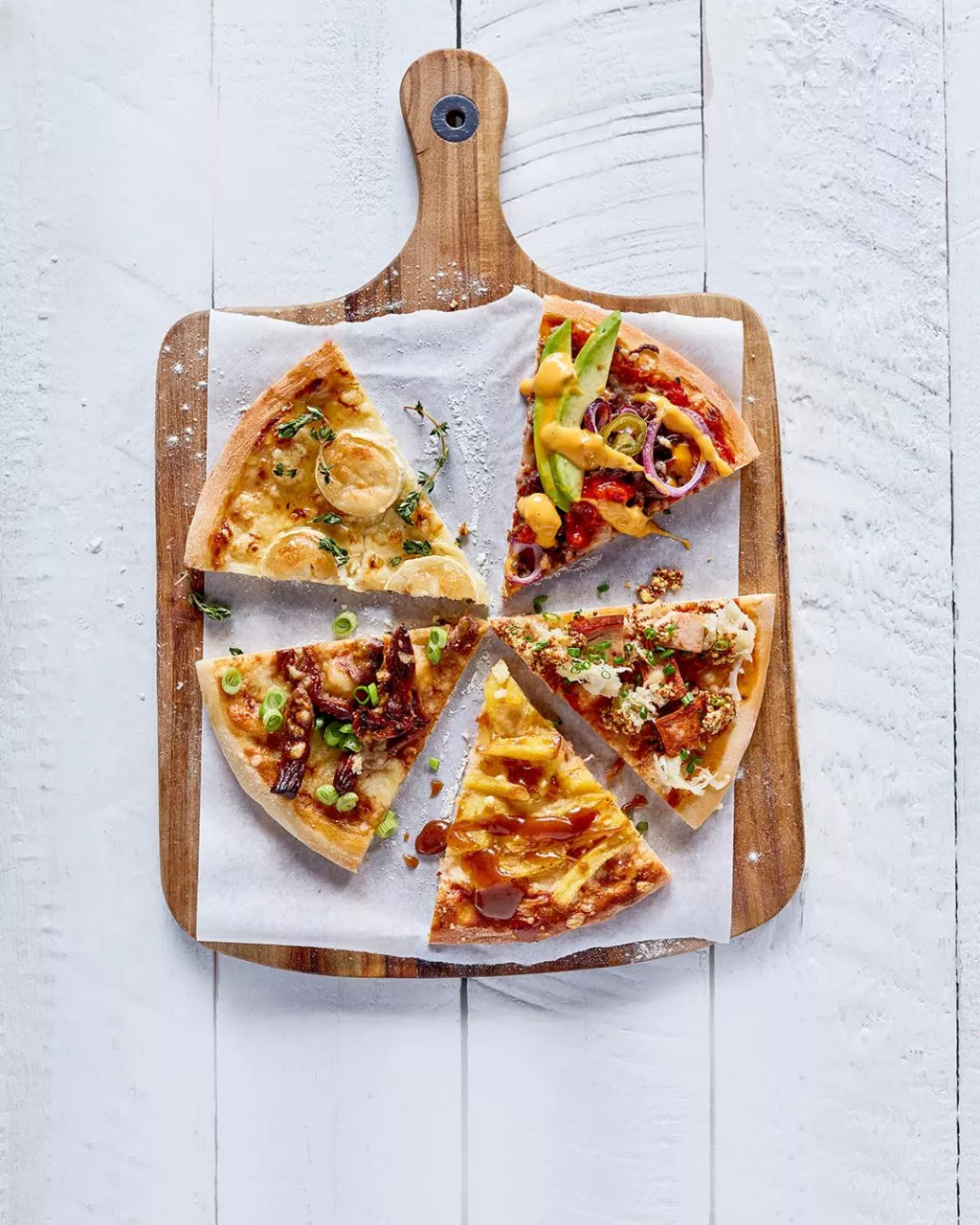 Kawałki pizzy z różnych stron świata - Wszystkiego Słodkiego