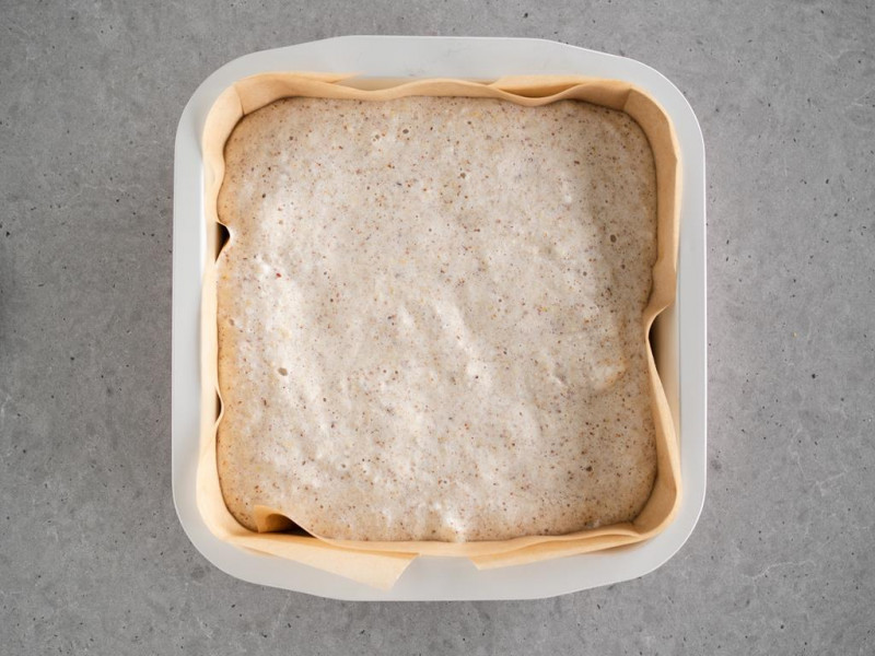 masa na ciasto migdałowe bez glutenu w formie Retro Dr. Oetkera