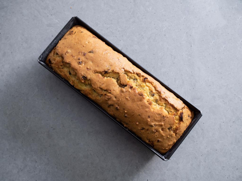 upieczony keks w foremce Dr. Oetkera