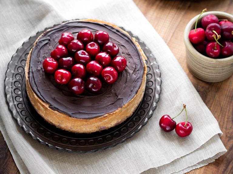 Sernik z tofu i kaszy jaglanej