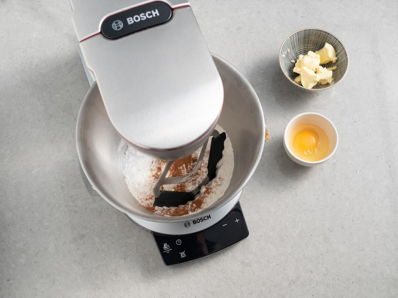 mąka, cukier puder, sól, cynamon, masło, jajko