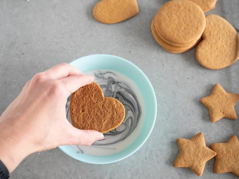 ciasteczko lukrowane ze wzorem marmuru