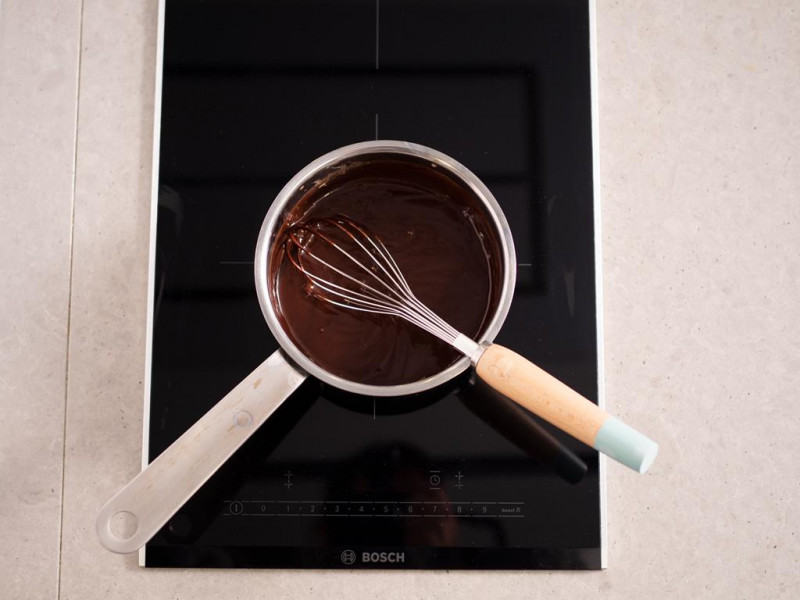 polewa z czekolady i śmietanki