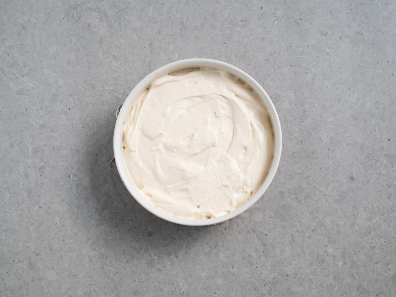 masa biszkoptowa w formie Retro Dr. Oetkera