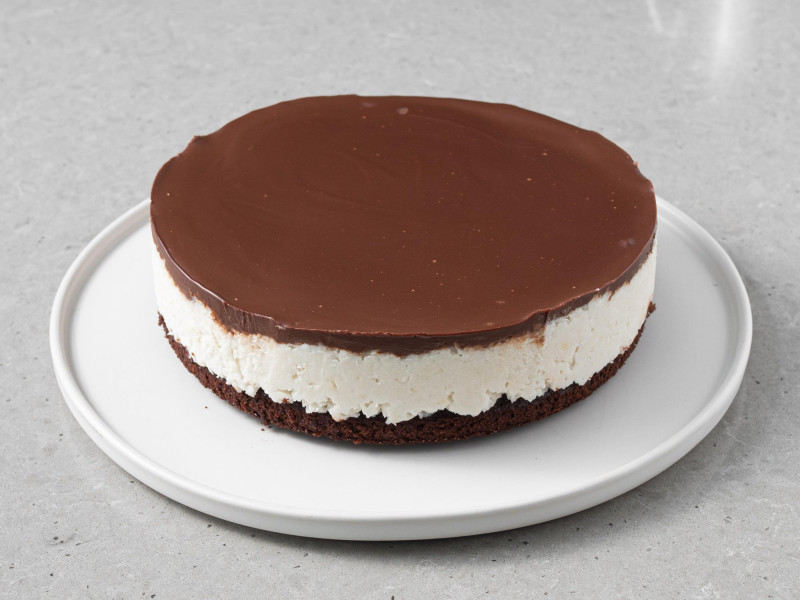 Gotowe ciasto kokosowe a'la bounty.