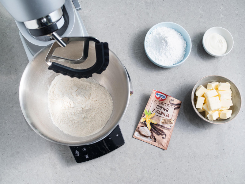 składniki na kruchy spód do ciasta z rabarbarem, Robot kuchenny Bosch OptiMUM MUM9BX5S65