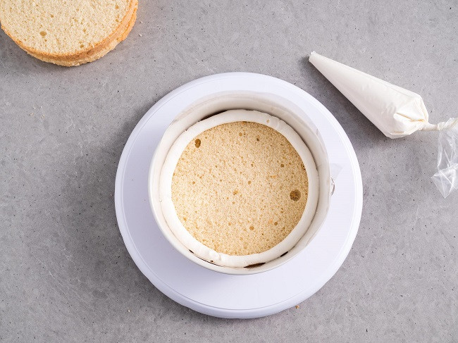 Rant z kremu maślanego