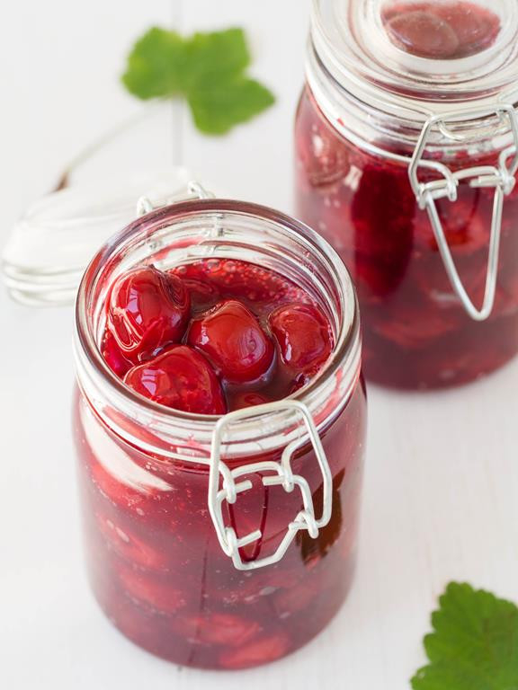 wiśnie w żelu w słoikach czyli frużelina wiśniowa - Wszystkiego Słodkiego