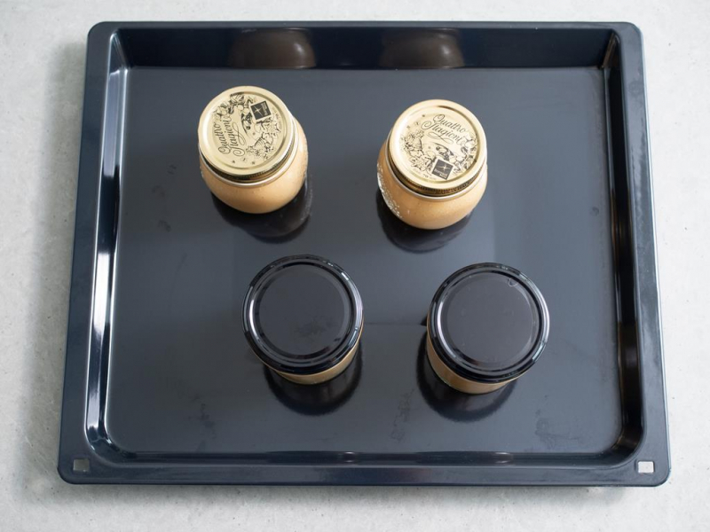 mus jabłkowy w słoikach do pasteryzowany w piekarniku