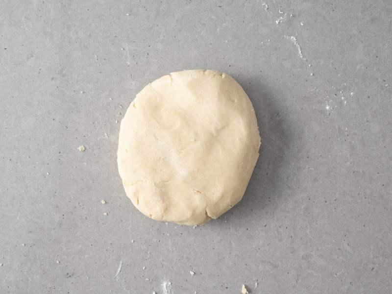 Zagniecione wegańskie ciasto kruche.