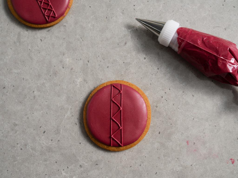 dekorowanie pierniczków lukrem królewskim, tylka Wilton nr 1