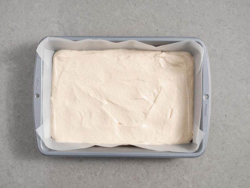 masa na biszkopt w formie do pieczenia Wilton