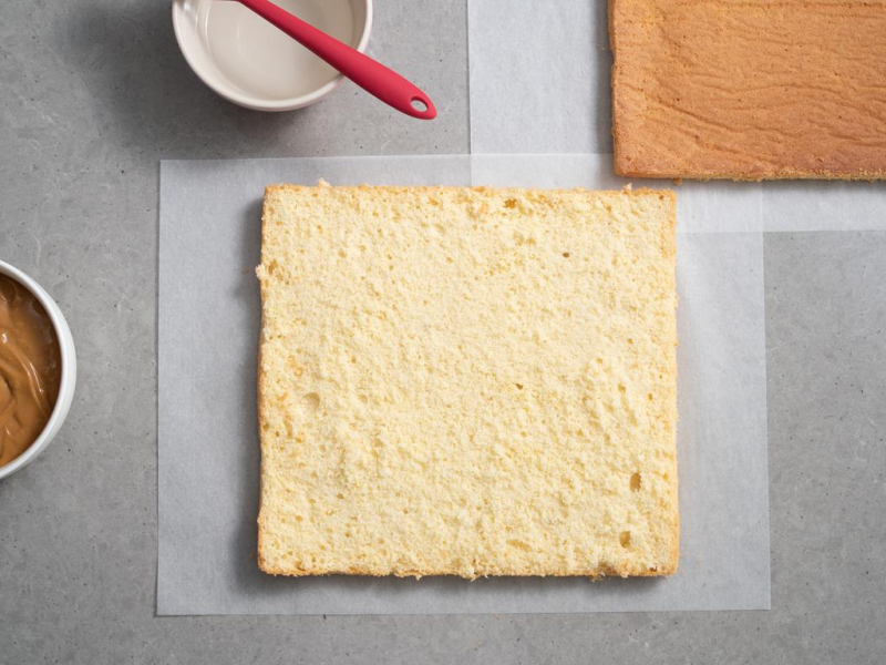 przekrojony kwadratowy biszkopt