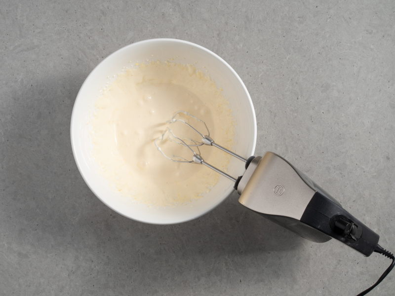 żółtka utarte z cukrem na krem