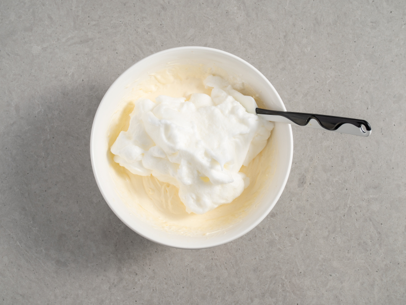 krem z mascarpone, ubite białka do tiramisu