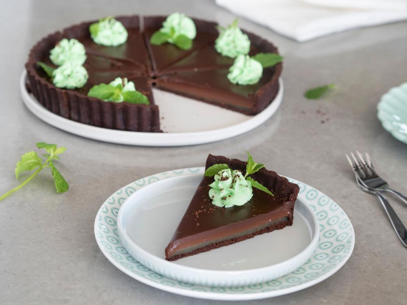 Tarta czekoladowa z miętą i kremem ganache