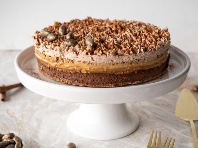 Torcik mascarpone z kajmakiem i ganache