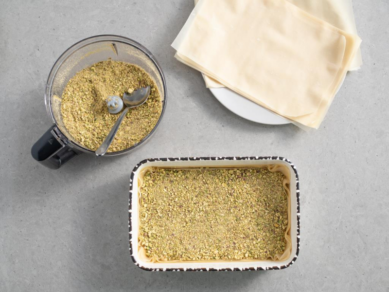 pistacje na cieście filo do baklavy