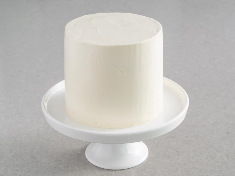 tort otynkowany kremem maślanym