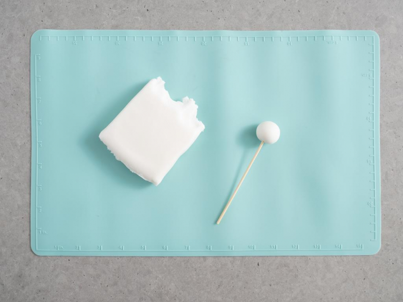 kulka z masy cukrowej florystycznej