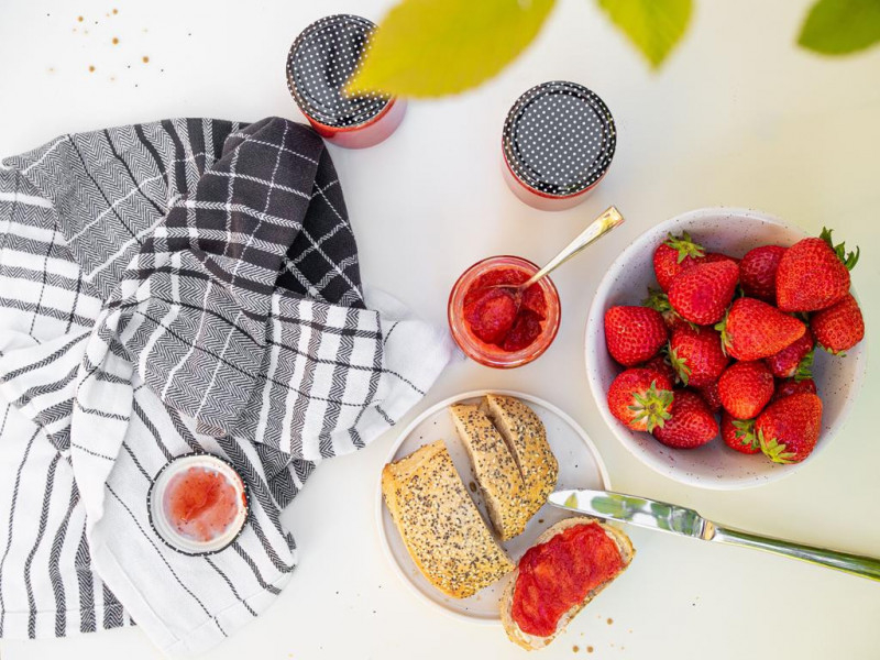 Gładki dżem truskawkowy z Żelfixem 3:1