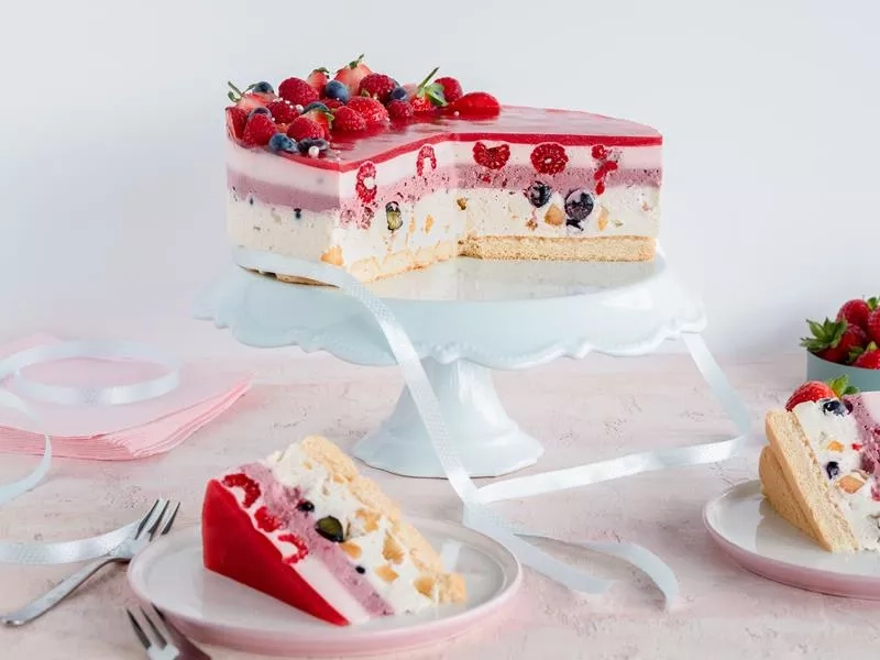 owocowy tort bez pieczenia