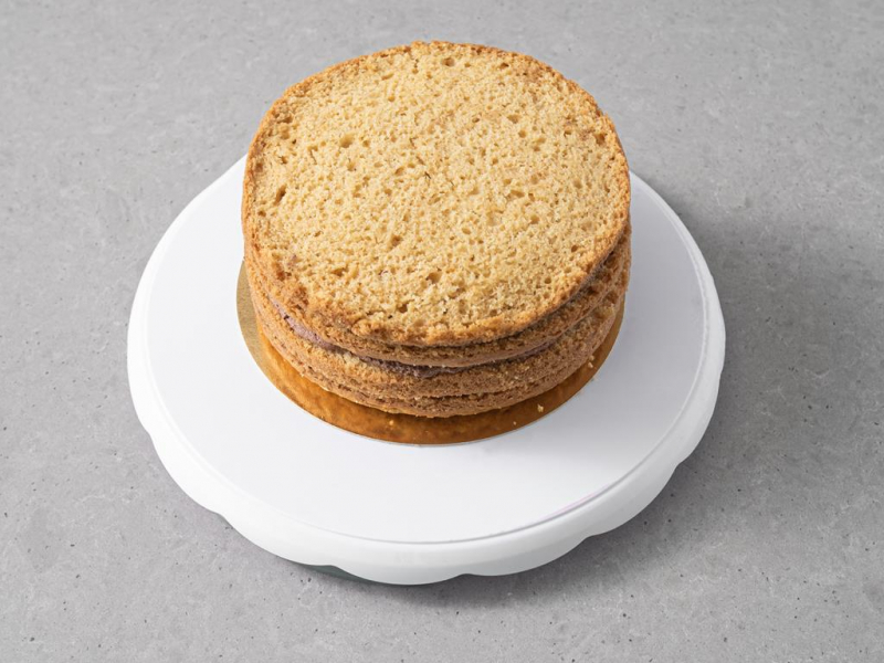 Biszkopty przełożone kremem czekoladowym.