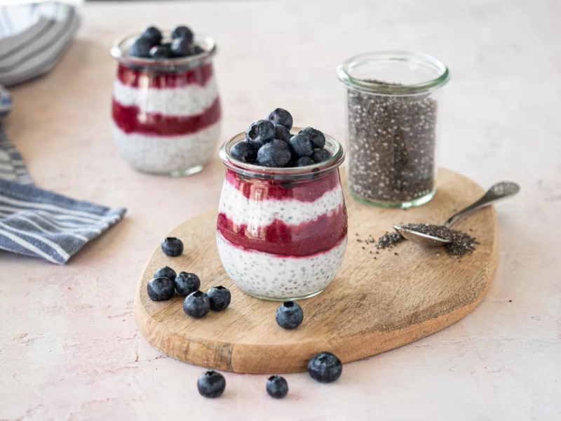 puding chia z wiśniami