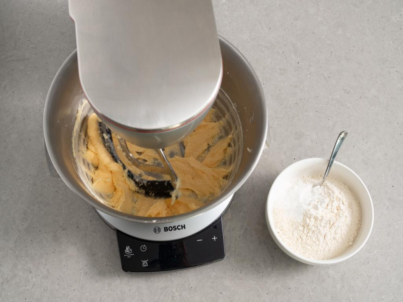 masa maślana, mąka z proszkiem do pieczenia