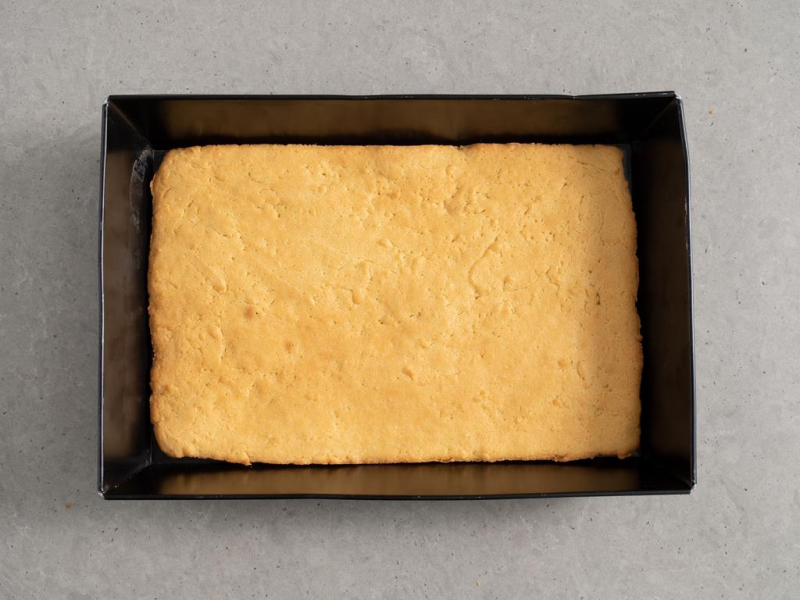 upieczony spód do sernika puszystego