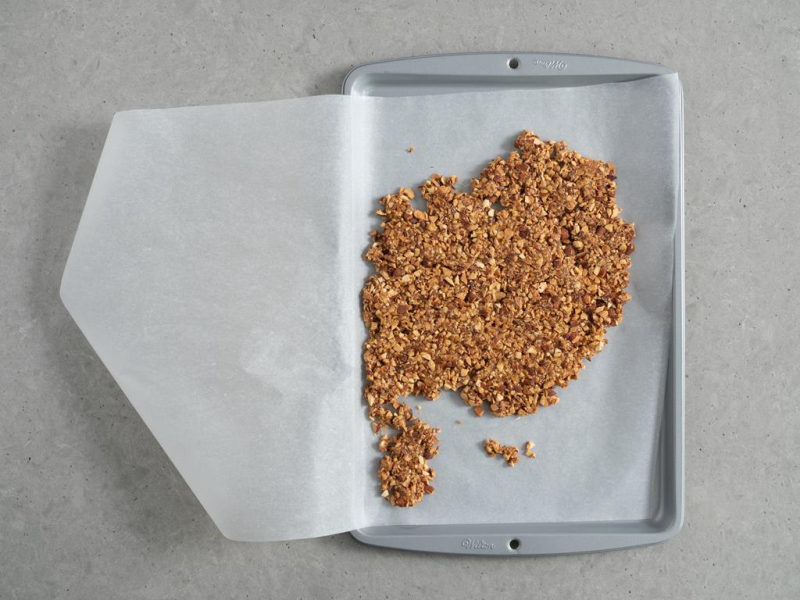 krokant z prażonych migdałów