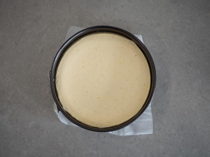 upieczony sernik w torownicy dr. Oetker