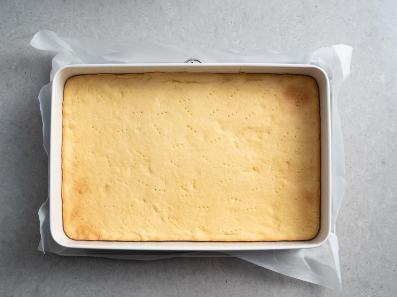 podpieczony spód z kruchego ciasta