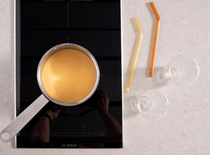 ajerkoniak, whiskey i pasta waniliowa Dr. Oetker w rondelku