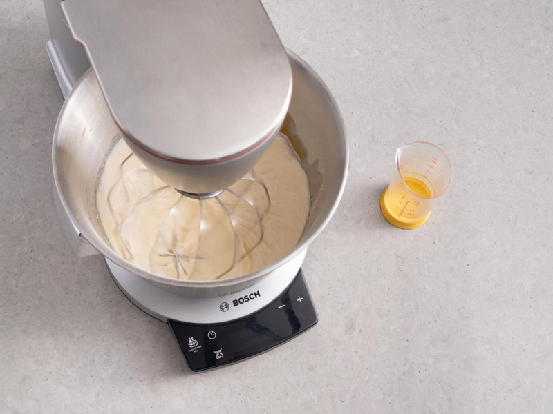 masa jajeczna z cukrem, olej, Robot kuchenny Bosch OptiMUM MUM9BX5S65
