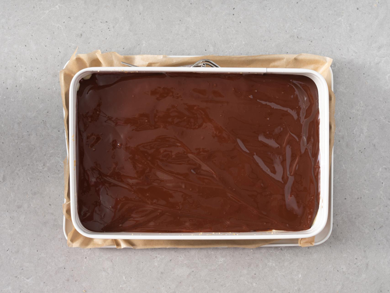 Gotowy wegański sernik gotowany.