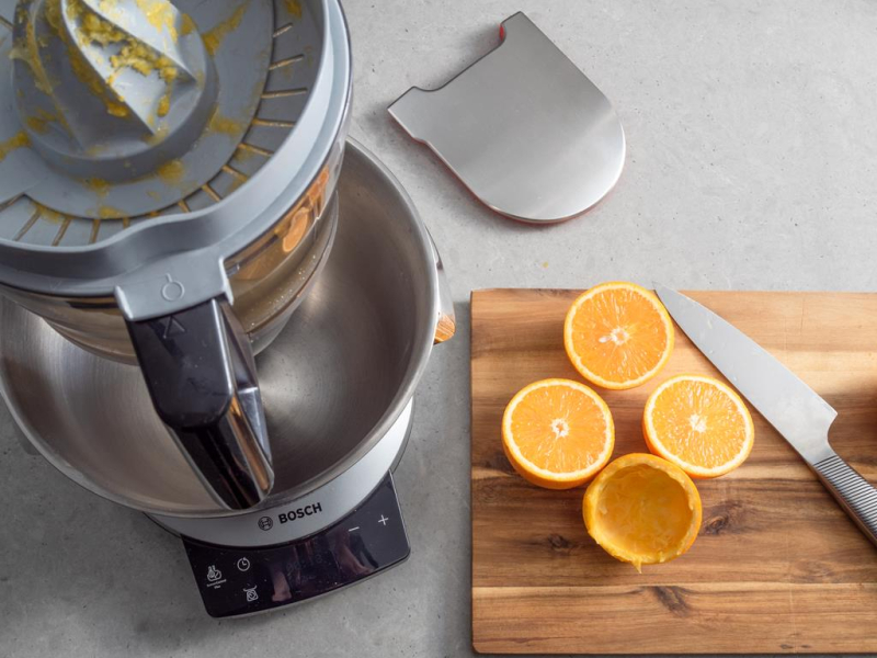wyciskane pomarańcze w robocie kuchennym bosch
