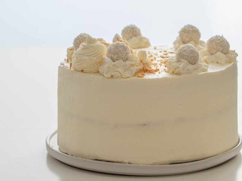 tort raffaello z kremem maślanym