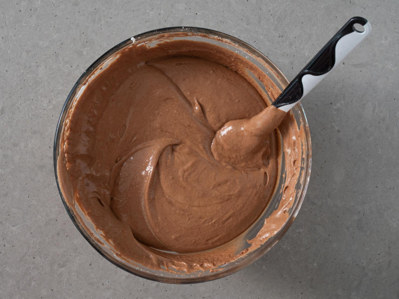 Mus czekoladowy w misie.