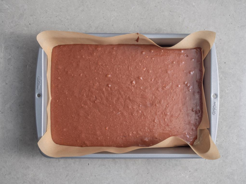 w formie wilton nieupieczone ciasto travel cake