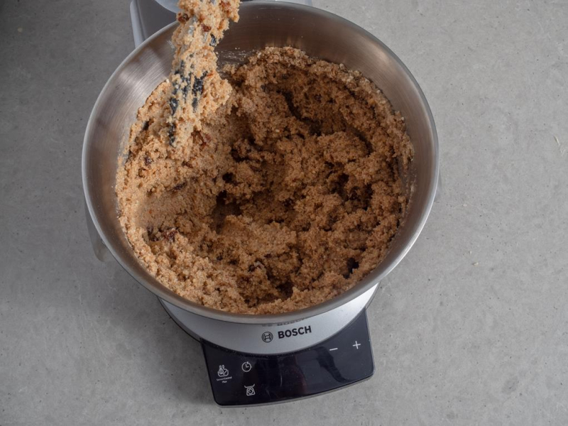 w misie robota masa z białego maku