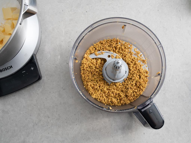 w malakserze posiekane pistacje