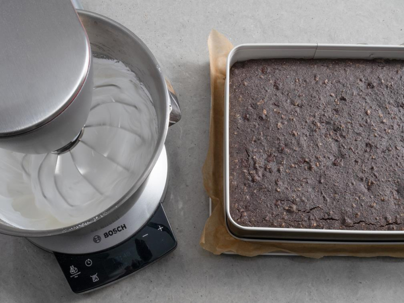 w misie ubijana beza do makowca