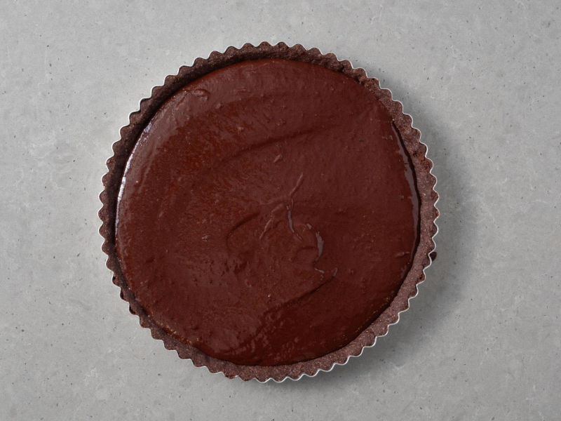 Tarta z ganache śliwkowo-czekoladowym.