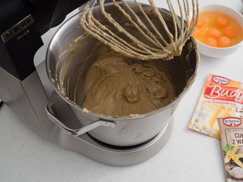 w robocie bosch masa pistacjowa na sernik baskijski